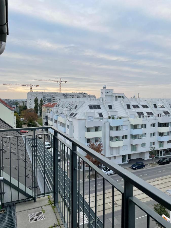 Eca Rooftop Live - Private Rooms & Serviced Apartments Wien Ngoại thất bức ảnh