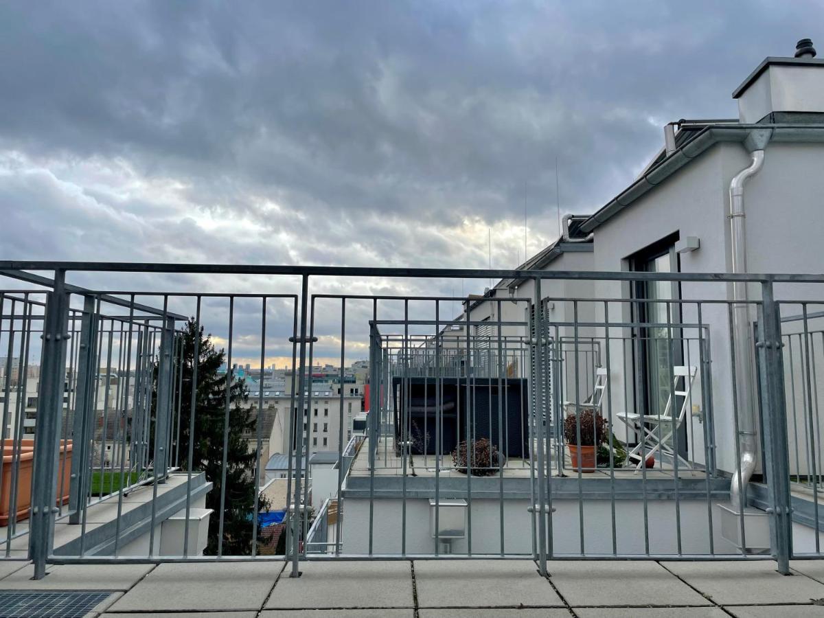 Eca Rooftop Live - Private Rooms & Serviced Apartments Wien Ngoại thất bức ảnh